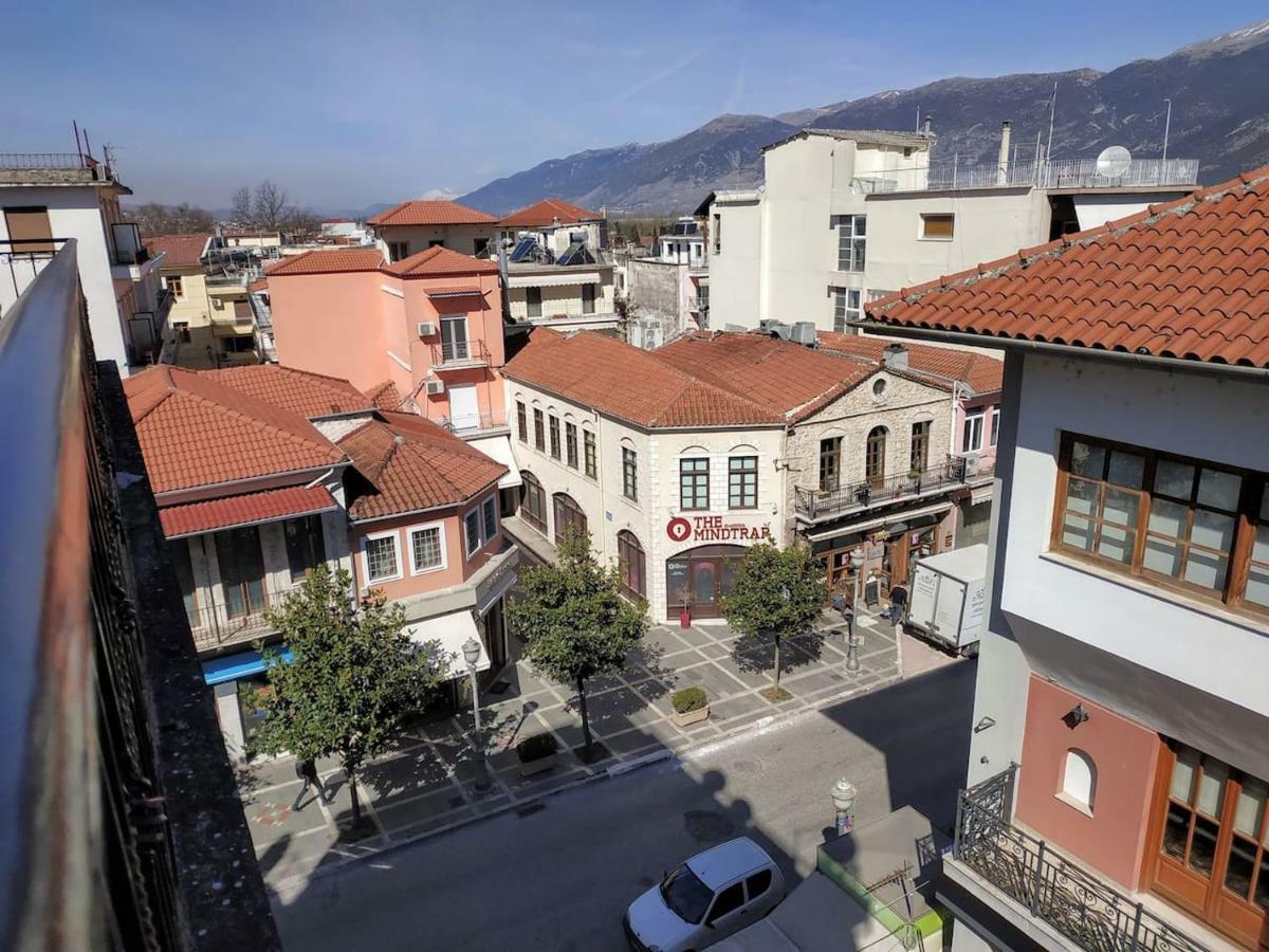 2 Bedrooms-perfect Center Location-amazing View Apartment *
