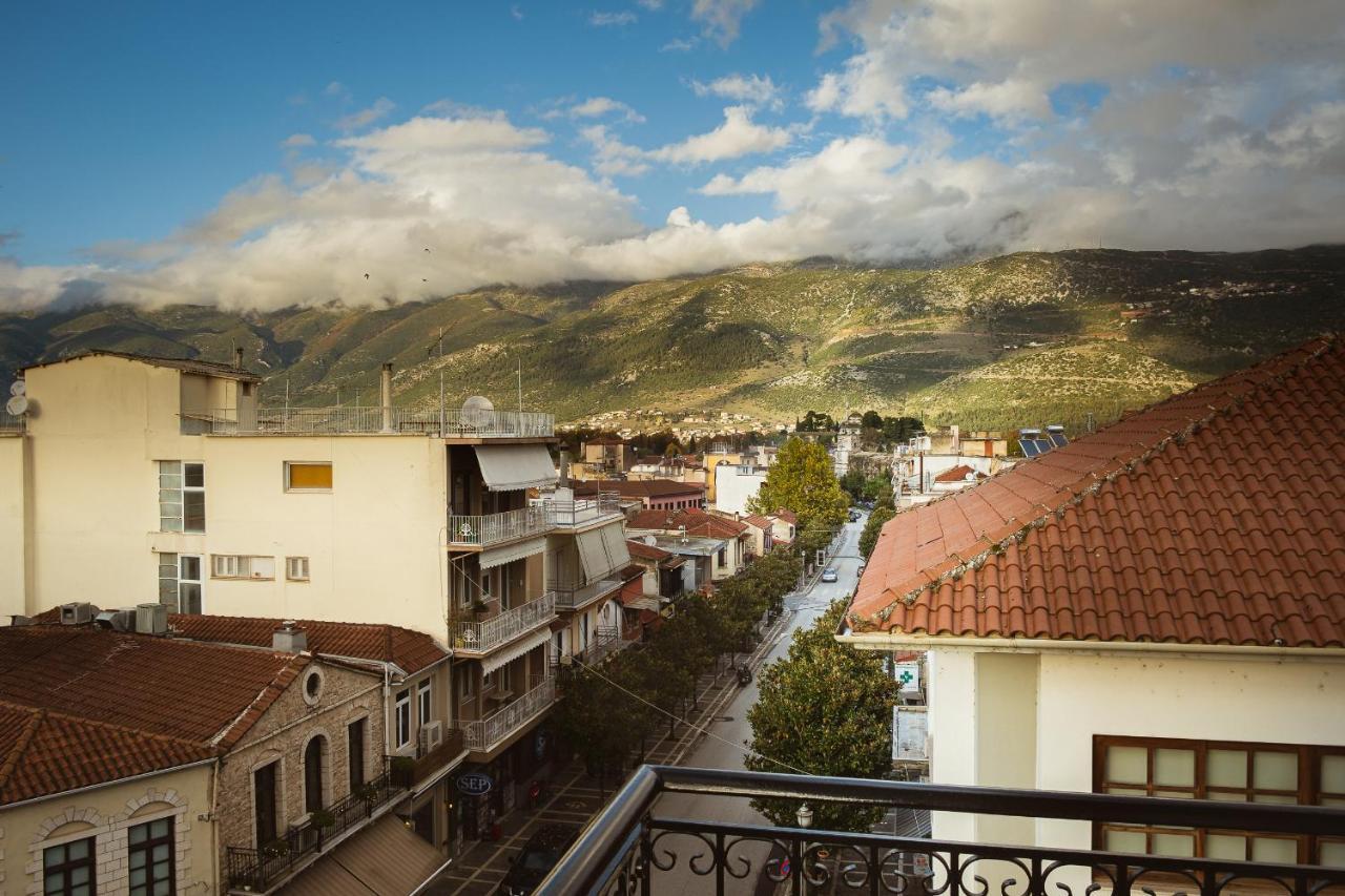 2 Bedrooms-perfect Center Location-amazing View