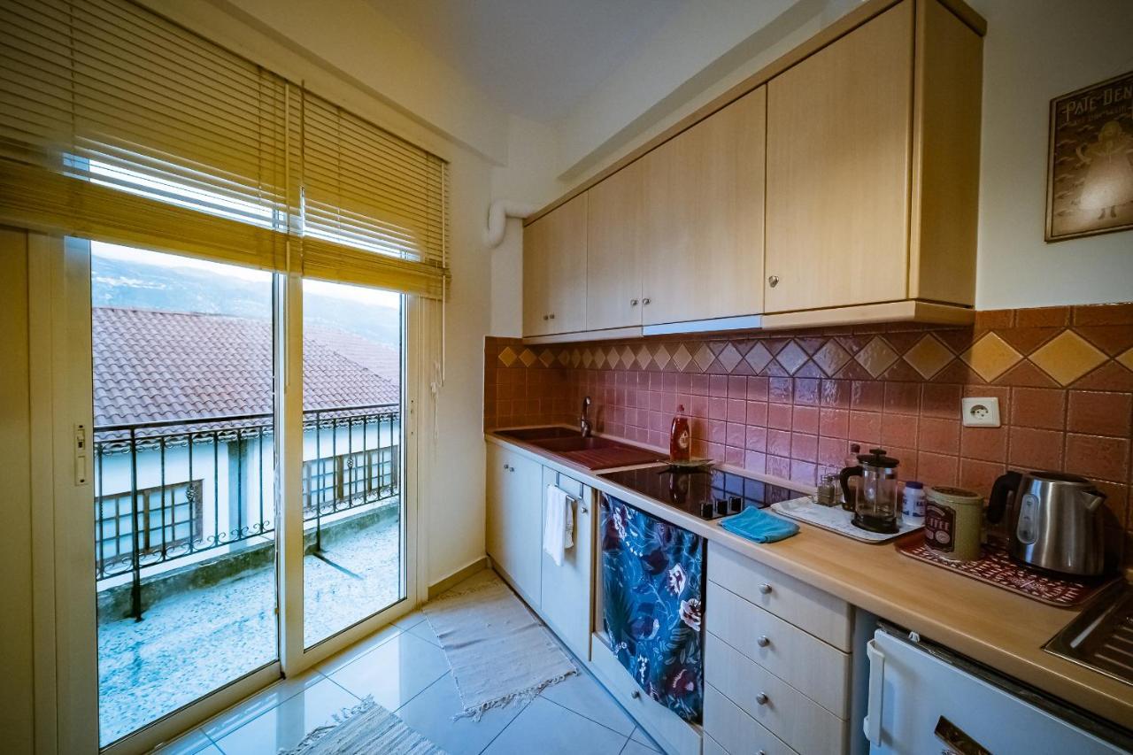 2 Bedrooms-perfect Center Location-amazing View *