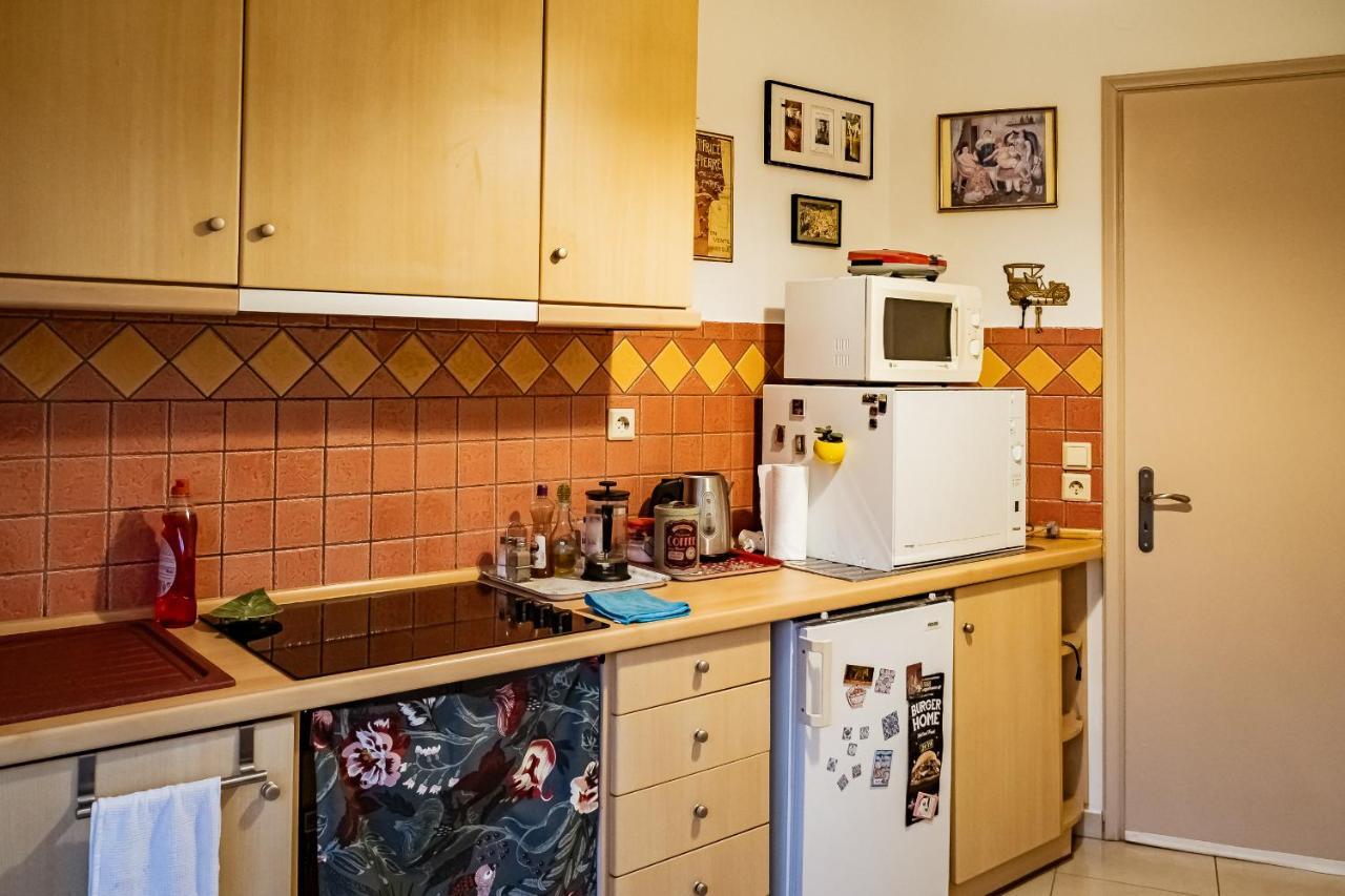 2 Bedrooms-perfect Center Location-amazing View Apartment *